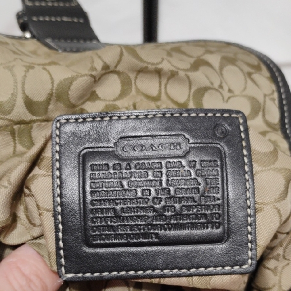 FLASH SALE!! Auth Coach Vintage Y2K Black Leather Shoulder/Crossbody Bag - Picture 9 of 15